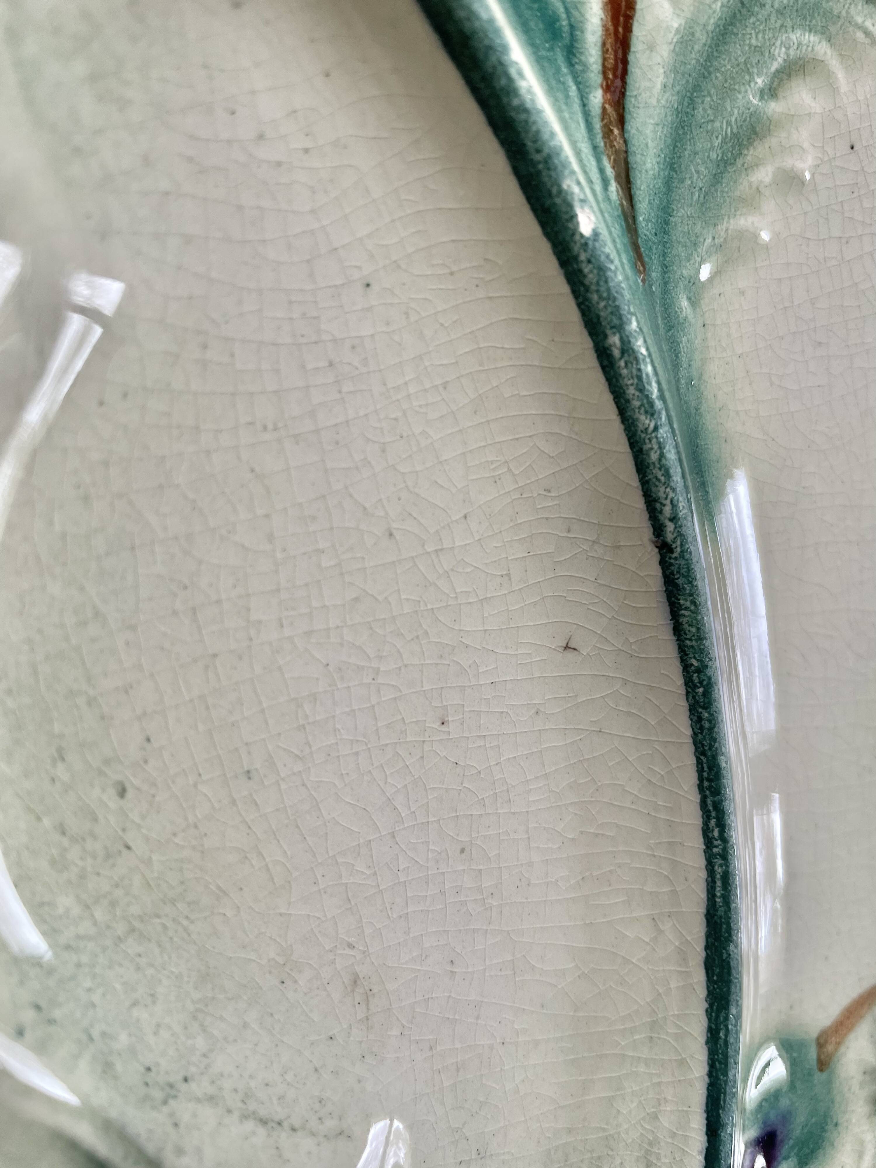 Artichoke plate Digoin in majolica faience barbotine