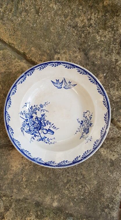 U&C Sarreguemines plate watteau model