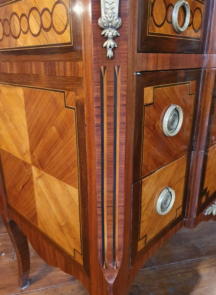 Louis XV, Louis XVI transition chest of drawers - marquetry - 19th century - rosewood