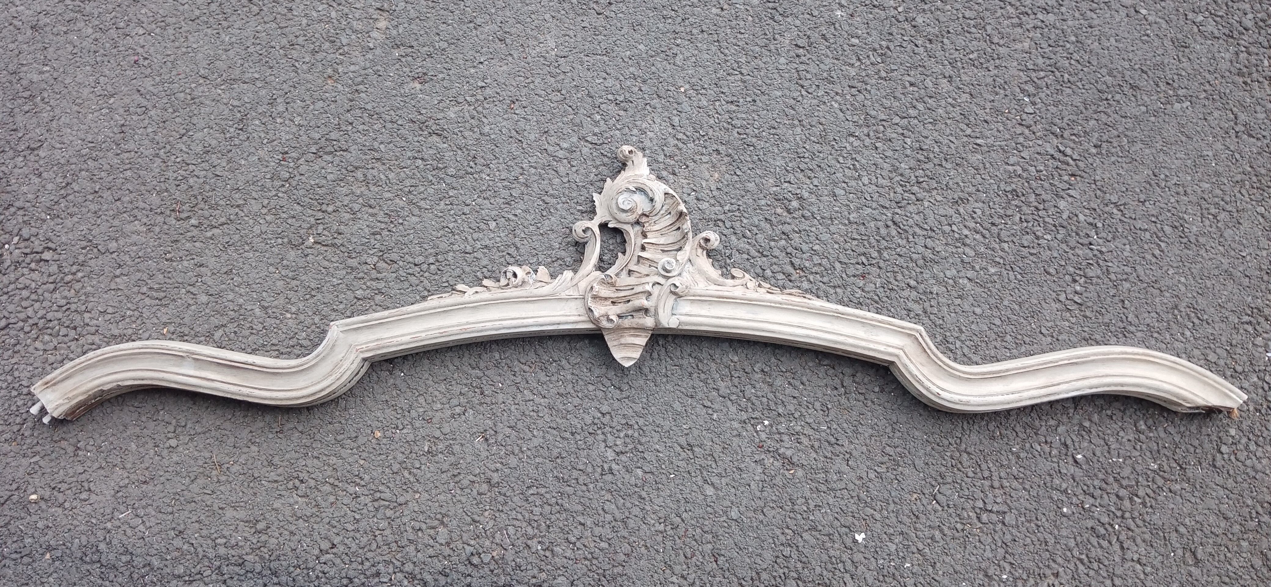 Old wood decoration, pediment, shell