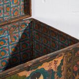 Antique oriental trunk in dark tones (c.1900) #4