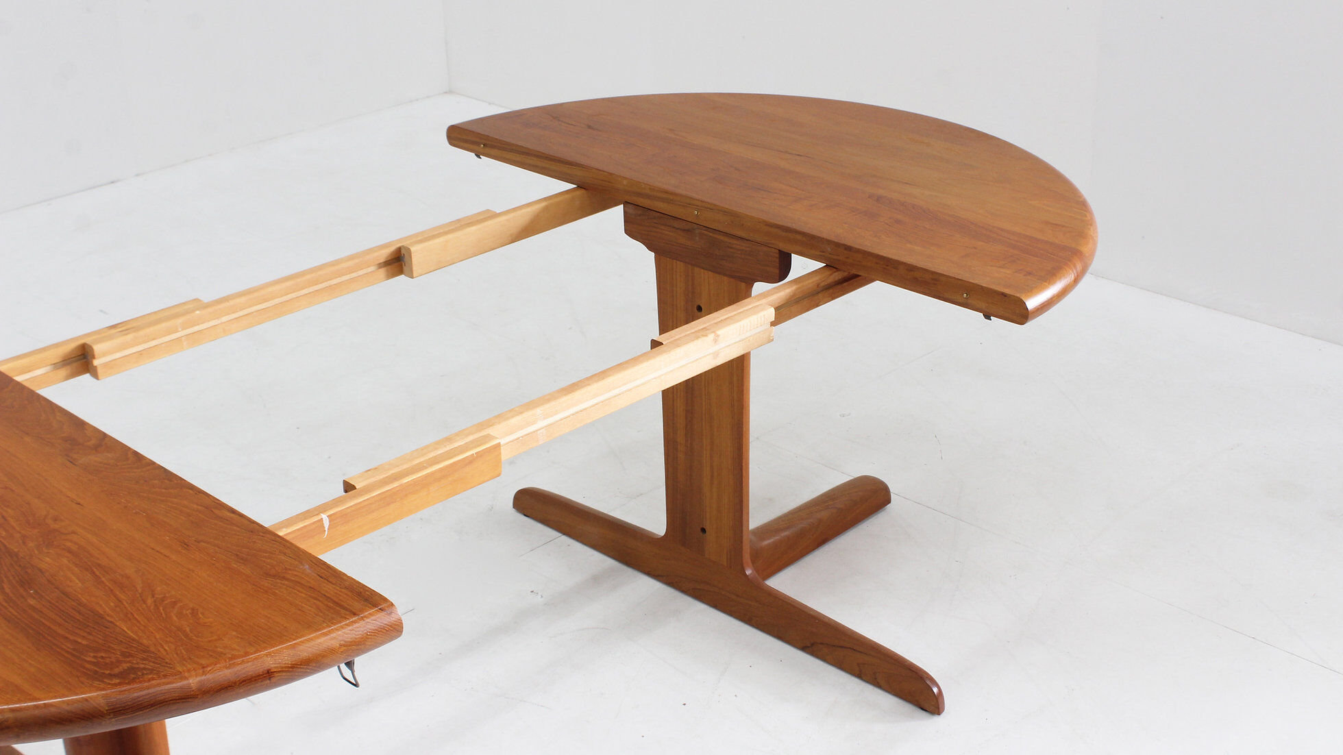 Vintage Danish round extendable dining table solid teak 1960s