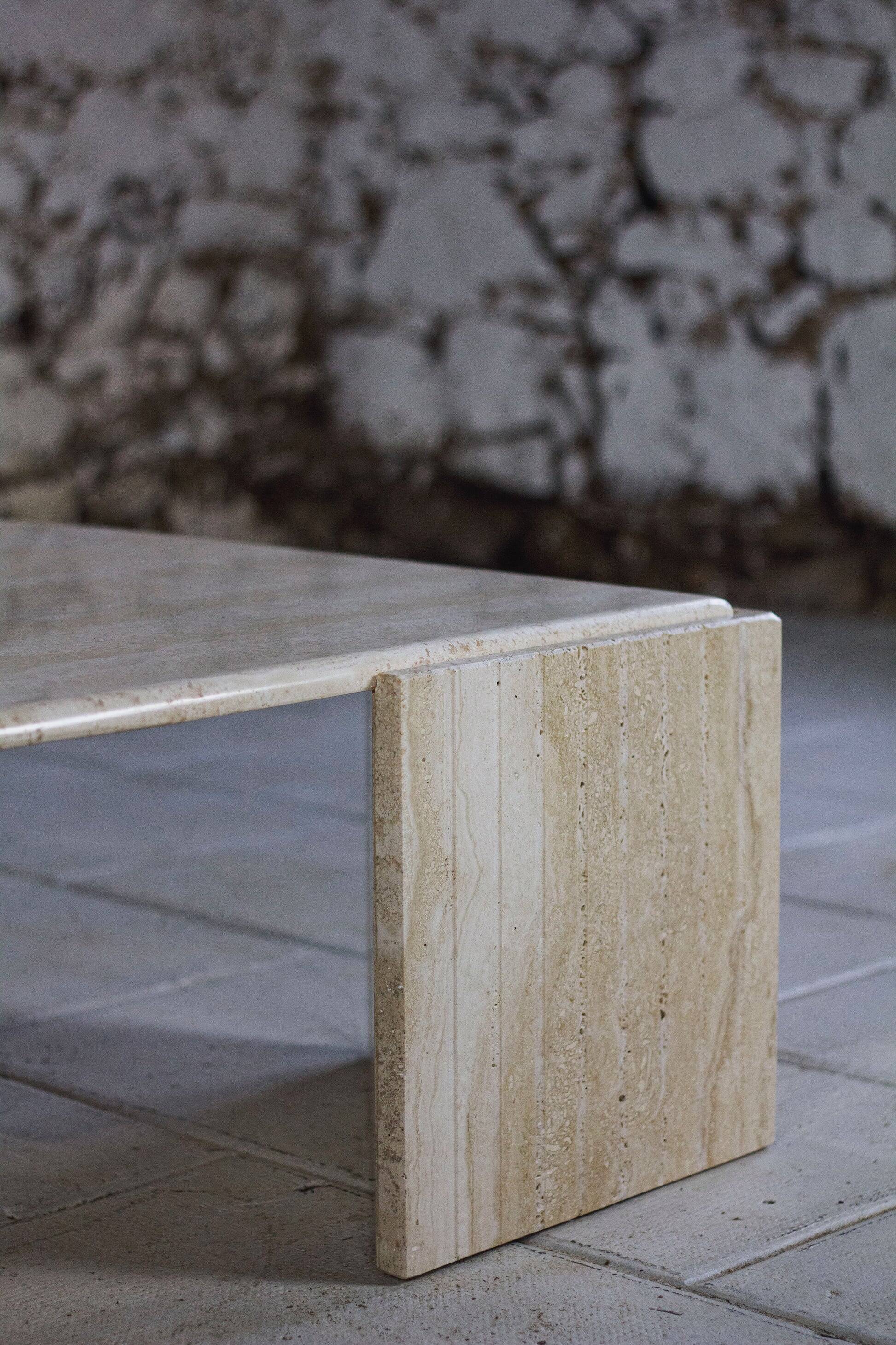 Travertine coffee table "Eye" or "drop" by Roche Bobois, 1980