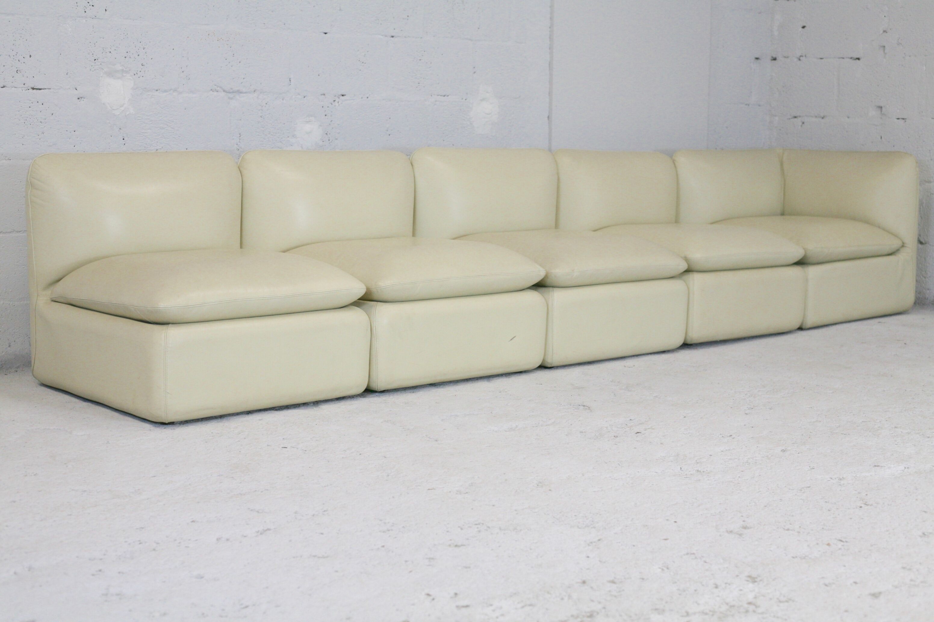 Set of 5 leather armchairs, France 80