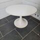 Table basse ovale vintage pied tulipe des années 70