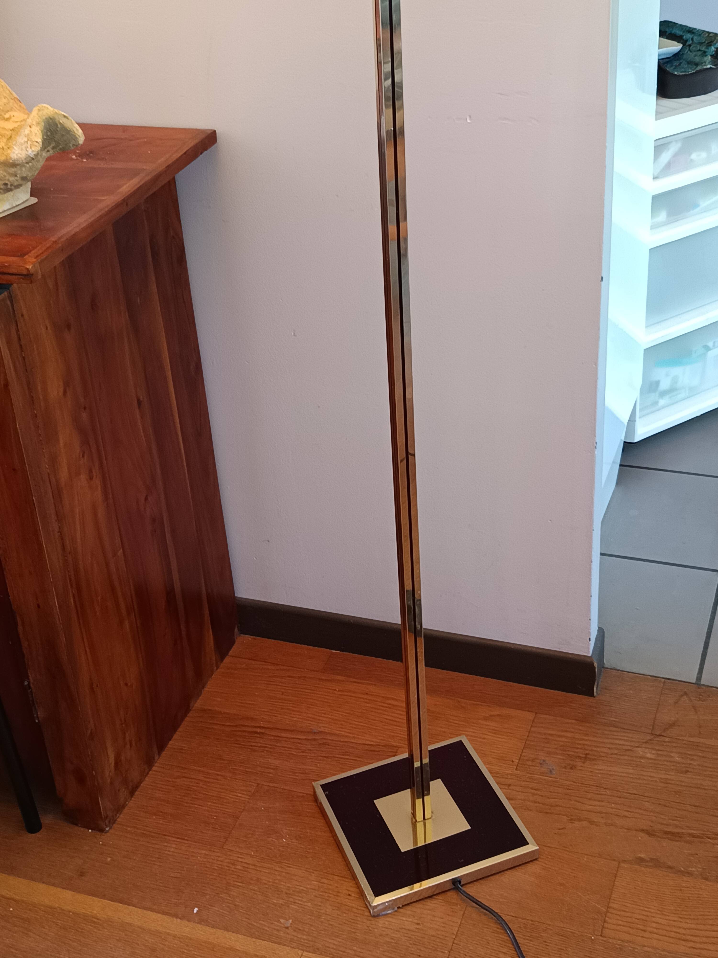 Postmodern design halogen floor lamp with dimmer, Italian, Made in France.