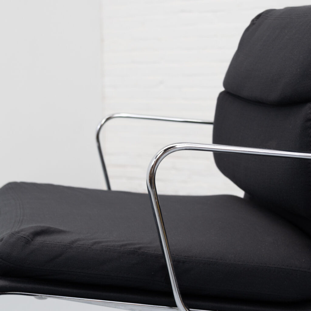 Eames EA208 Soft Pad Chair Herman Miller 1970s