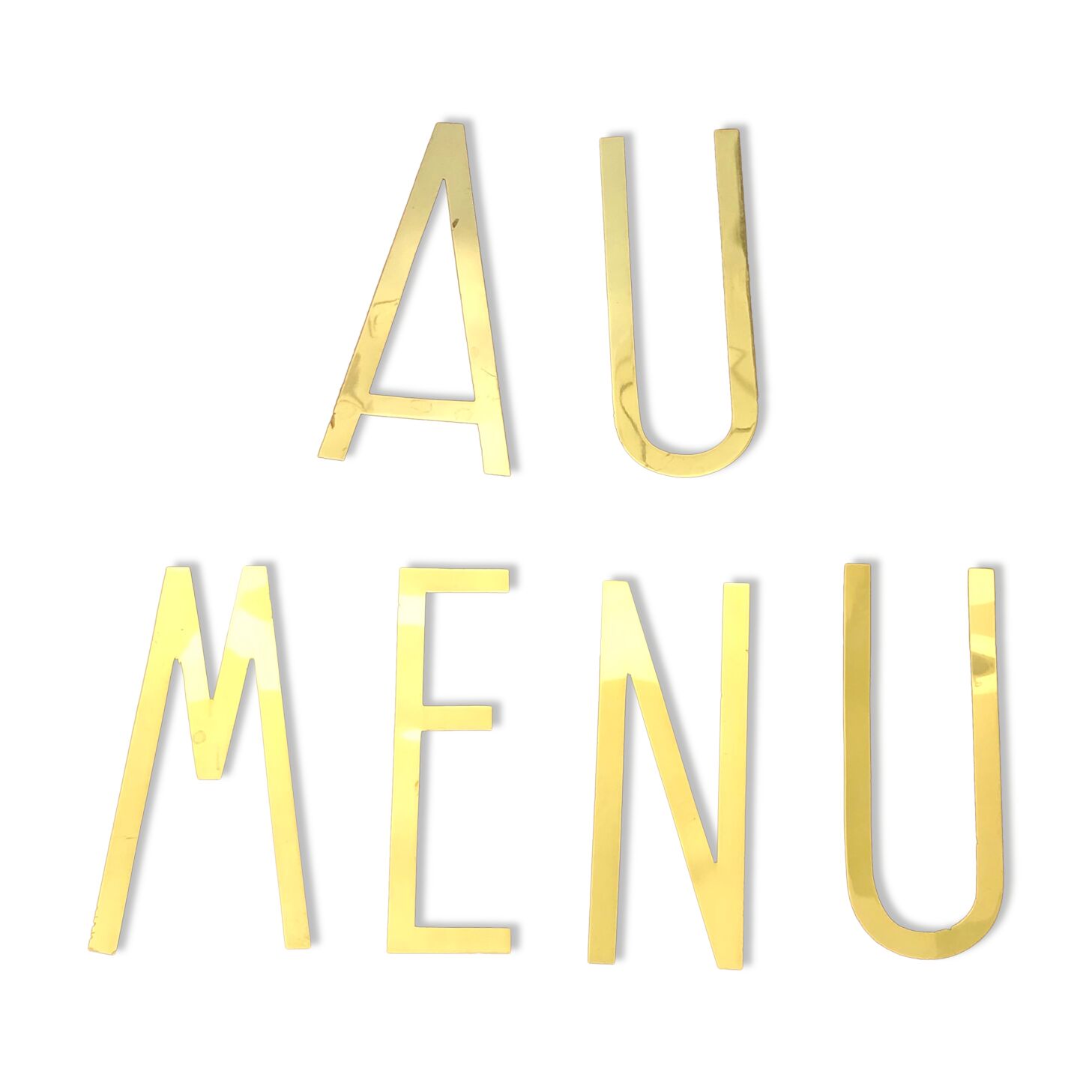 Lettres dorées « au menu »
