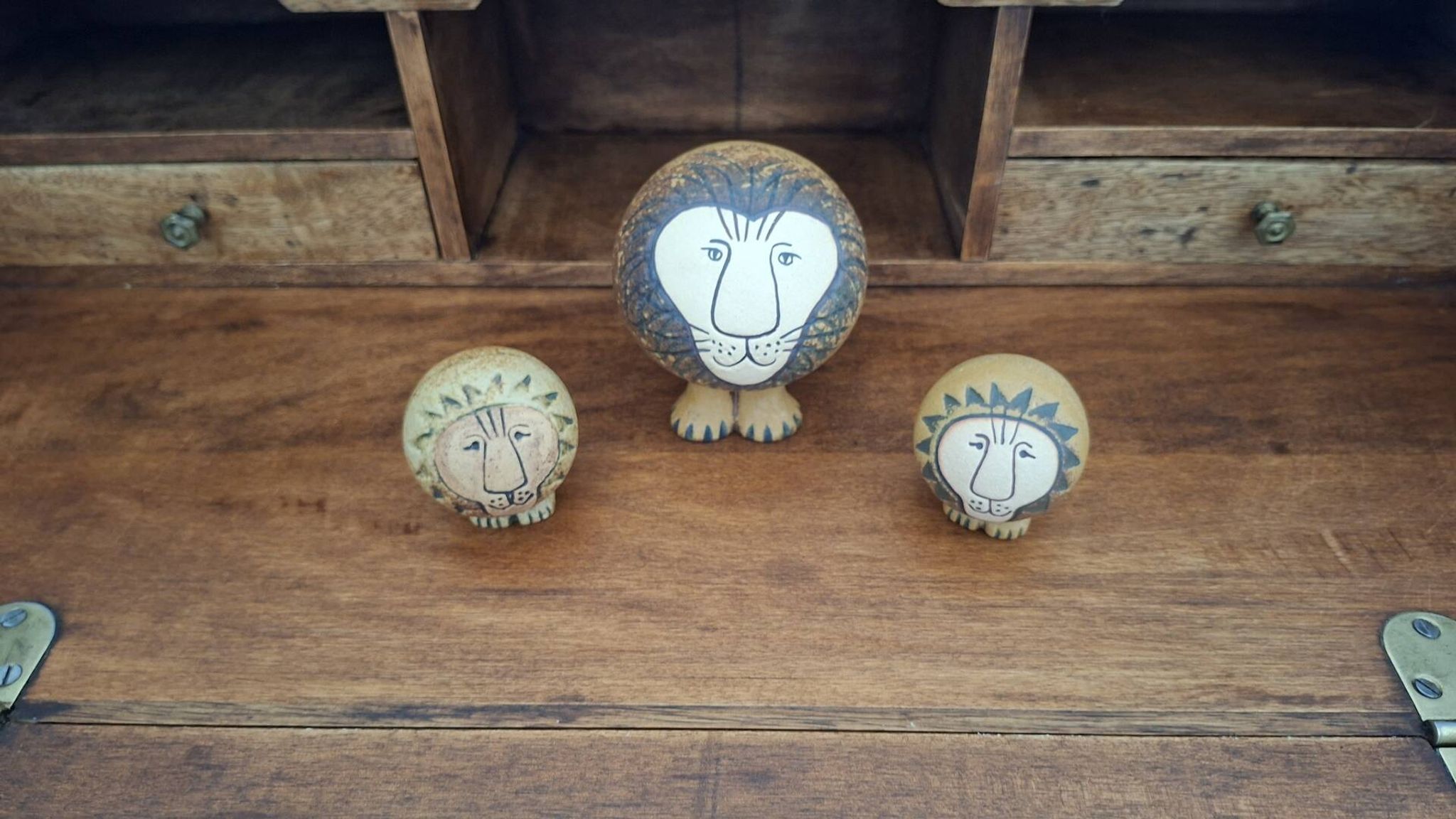 Set of 3 ceramic lions by Lisa Larson/Gustavsberg.