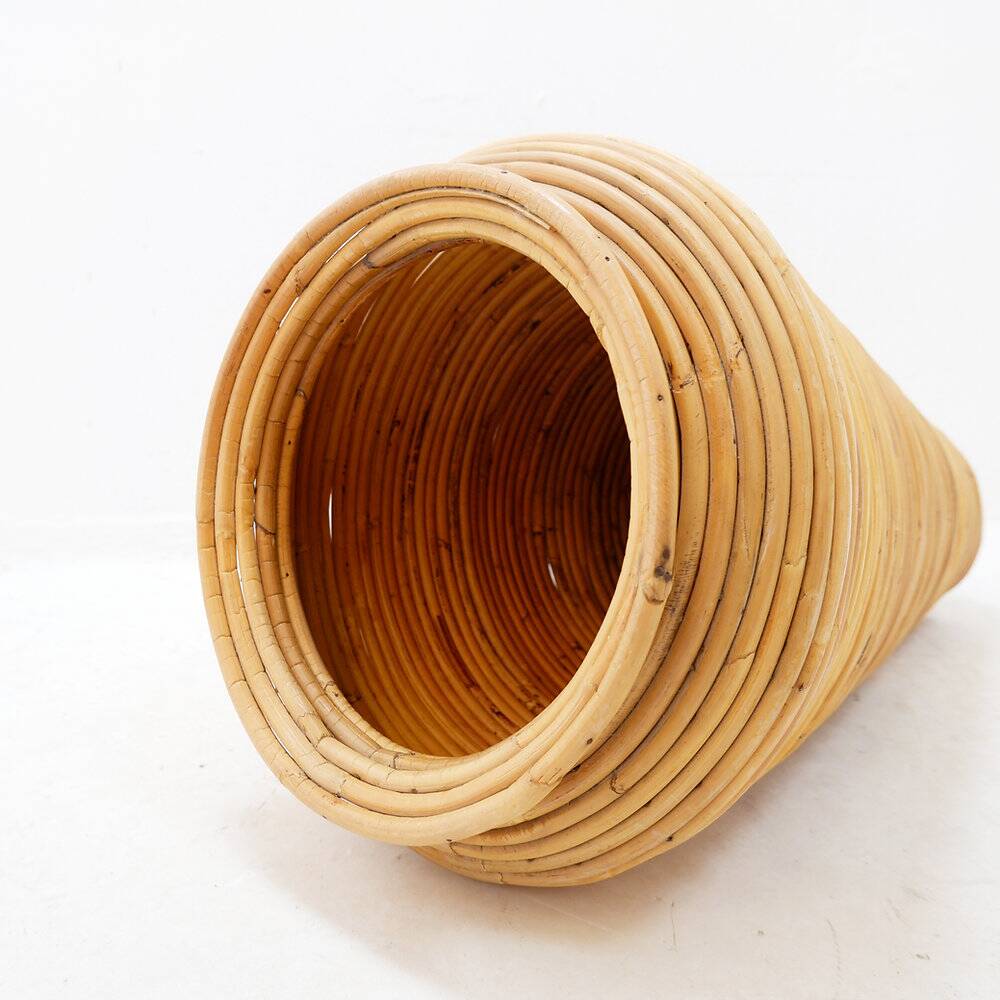 Vintage boho rattan sun vase in the style of Gabriella Crespi - H:70cm