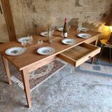 Farm table