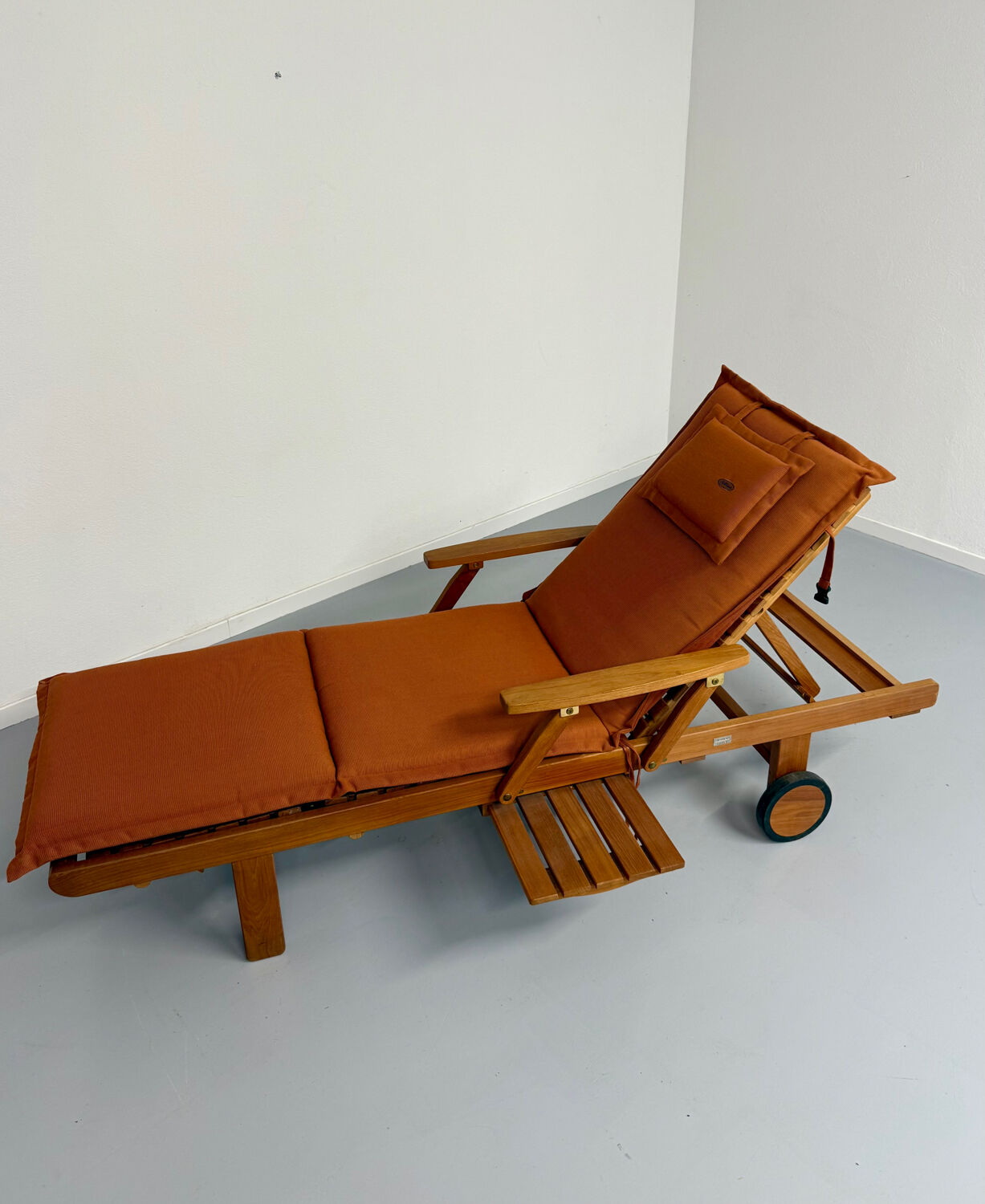 Fischer Möbel design teak deckchairs from the 90s