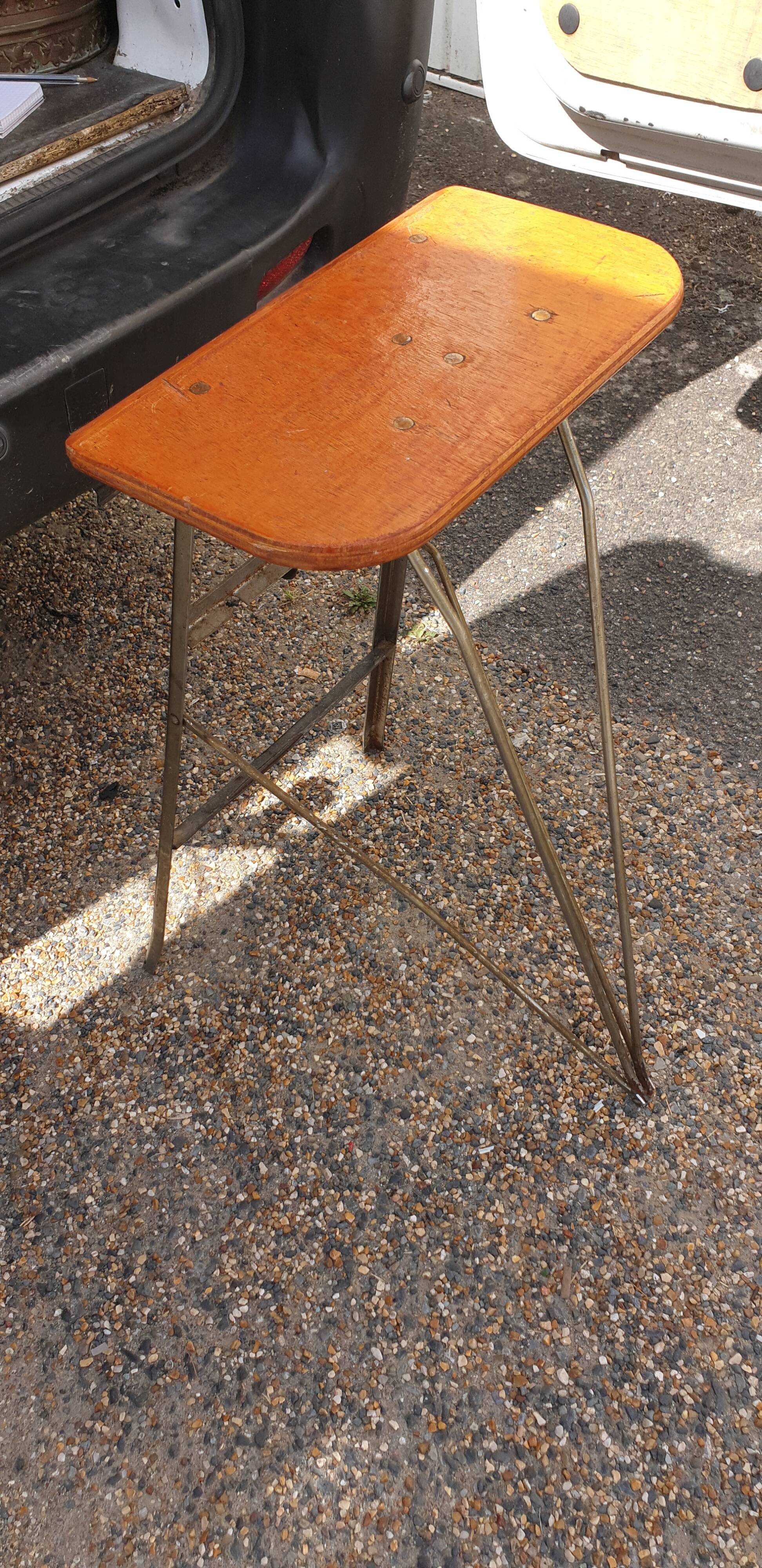 Vintage foldable stool