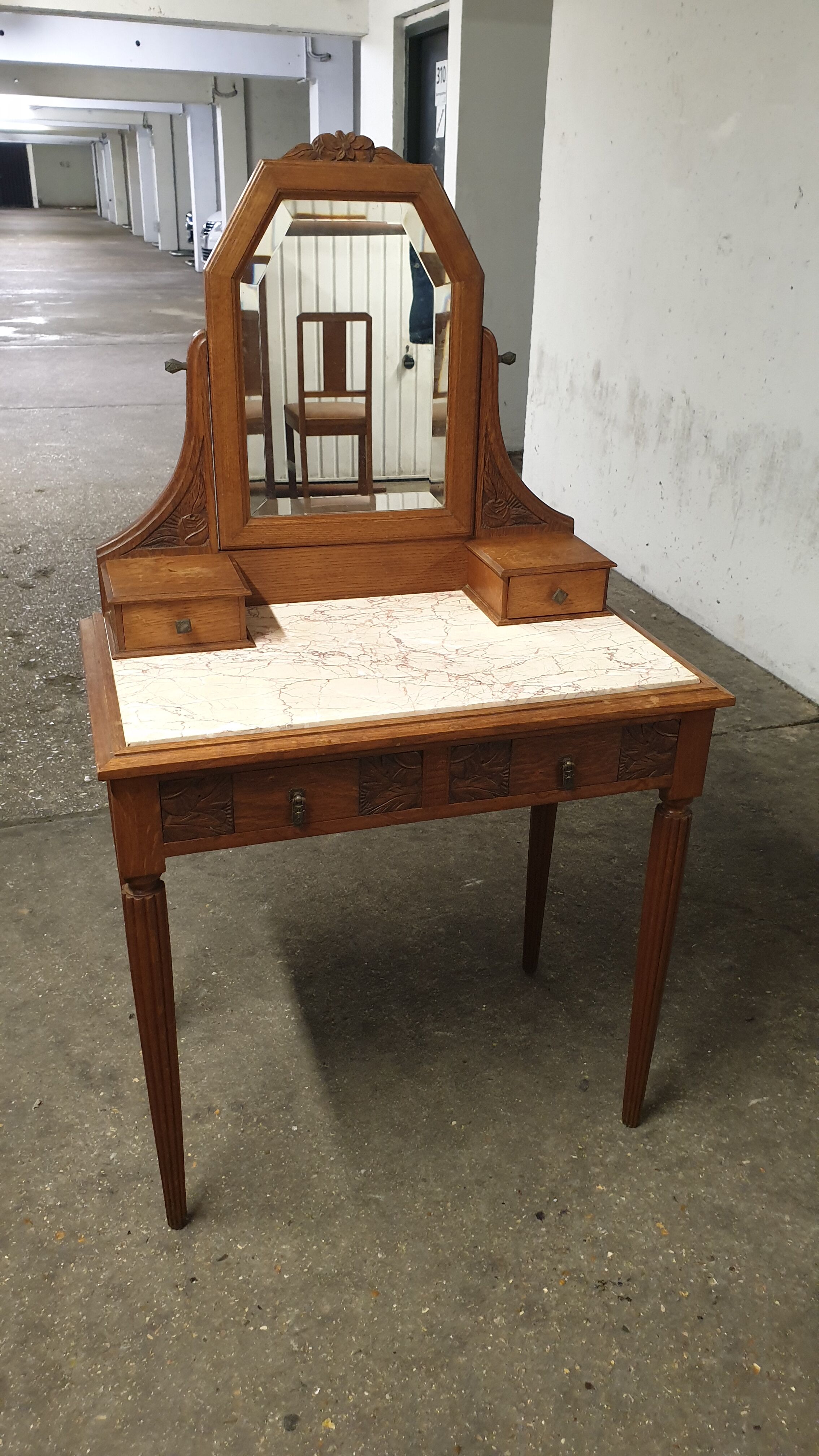 Period art nouveau hairdresser