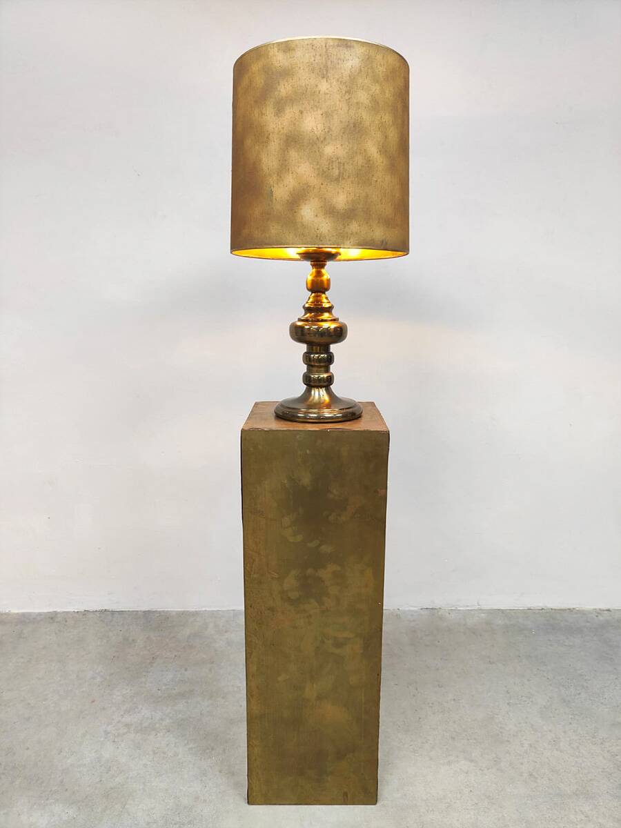 Vintage brass Hollywood Regency table lamp 1960