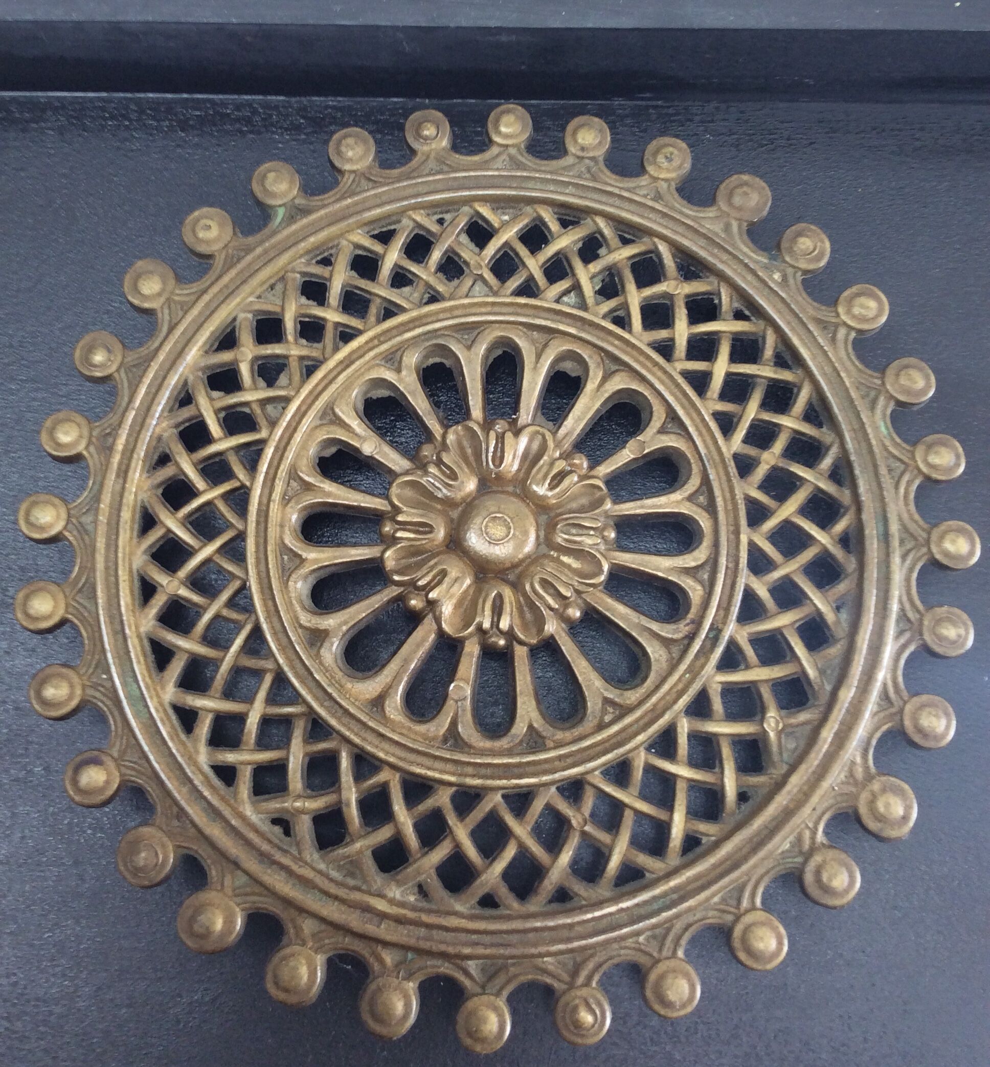 Vintage marguerite bronze underpants