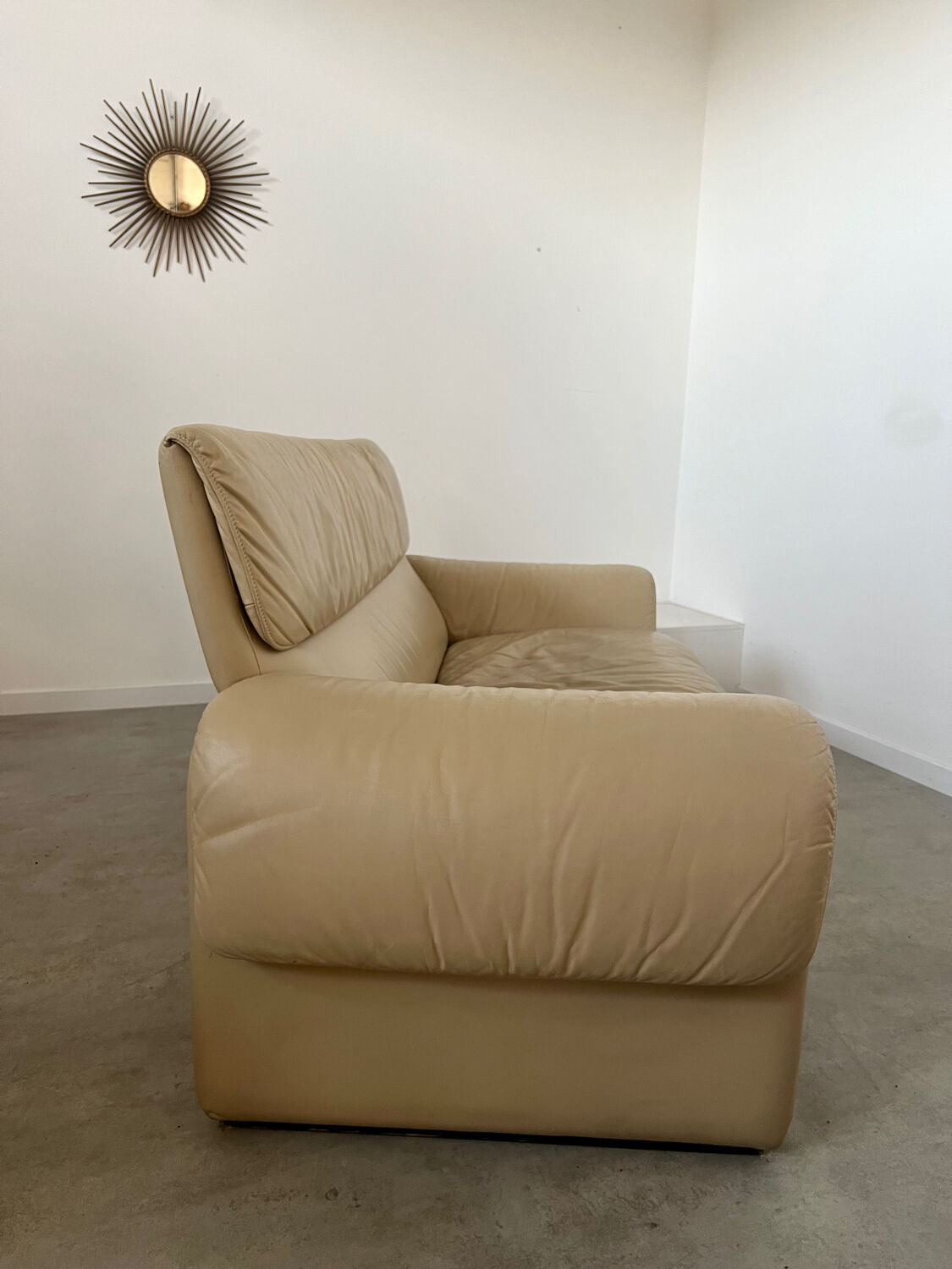 Vintage design sofa de sede ds-2011 in cream leather 2 places