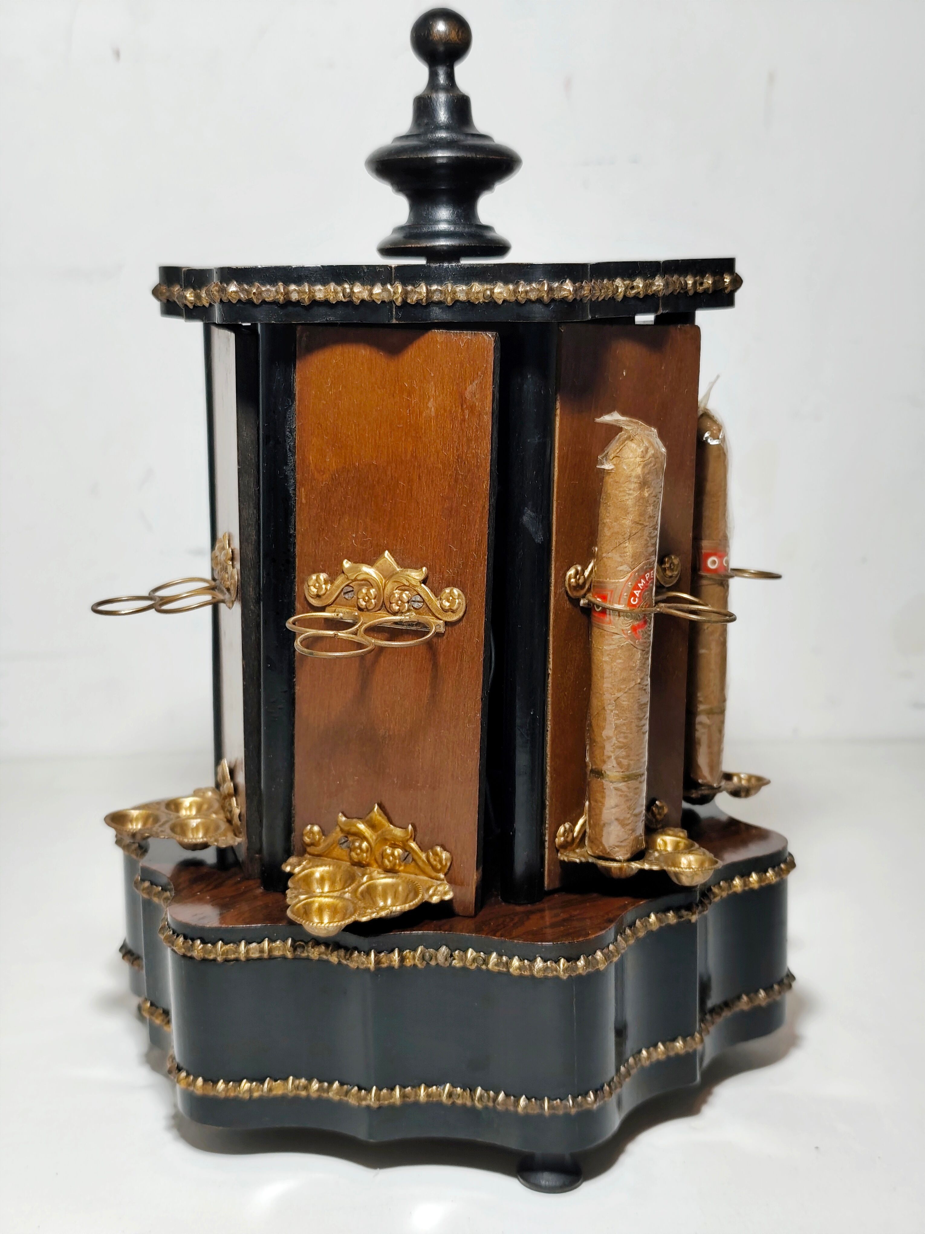 Wooden cigar carousel. Spain, 1950s.
