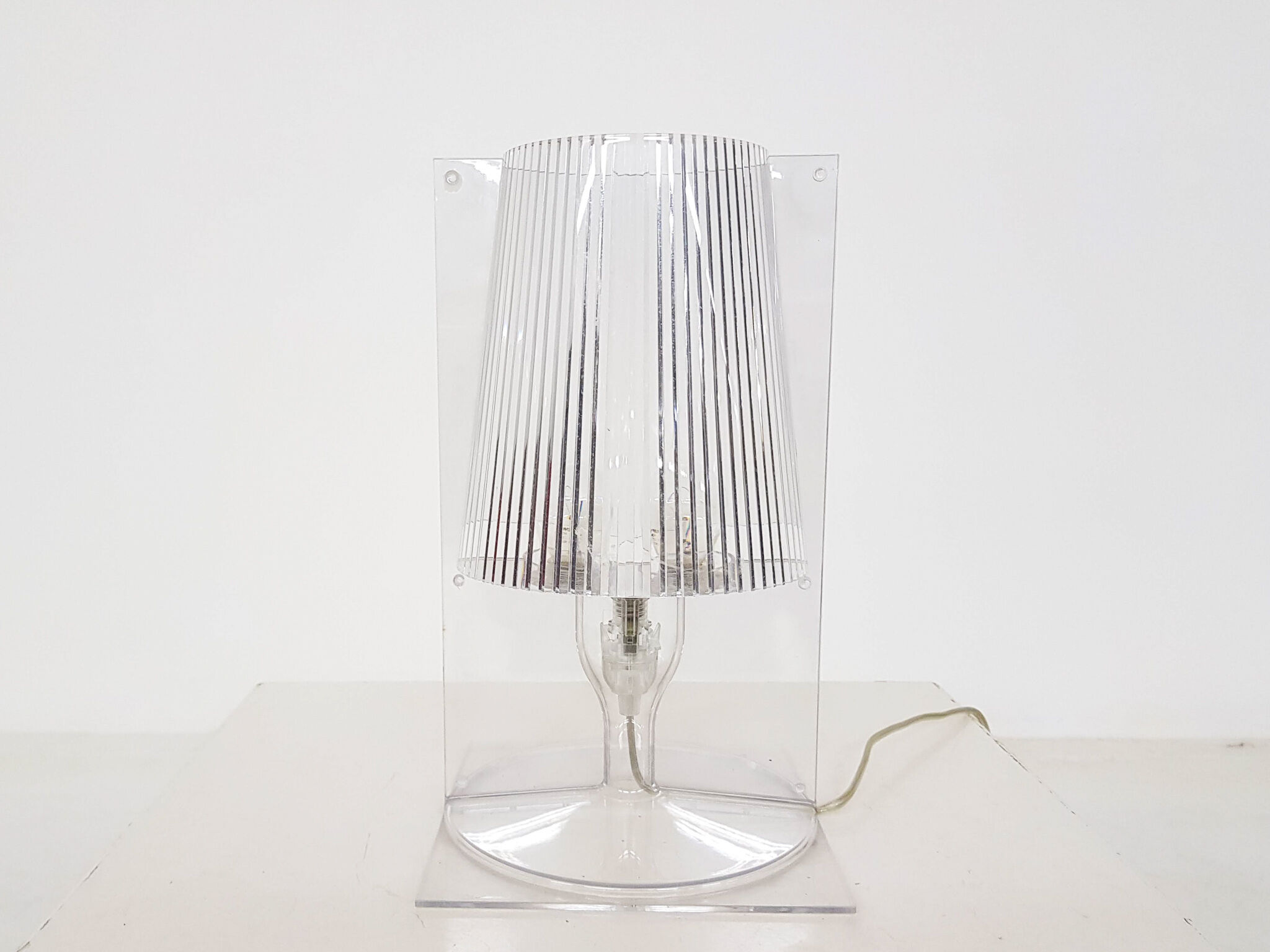 Transparant plexi glass table lamp by Ferruccio Laviani for Kartell