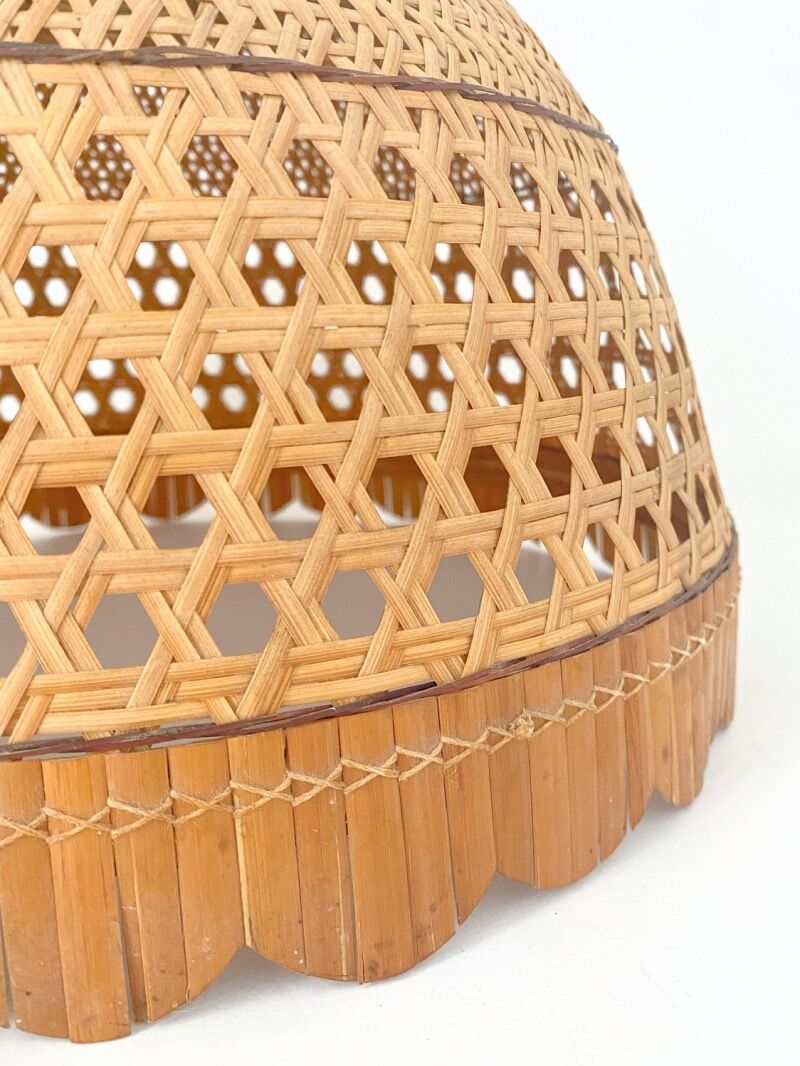 Suspension wicker cannage and bamboo