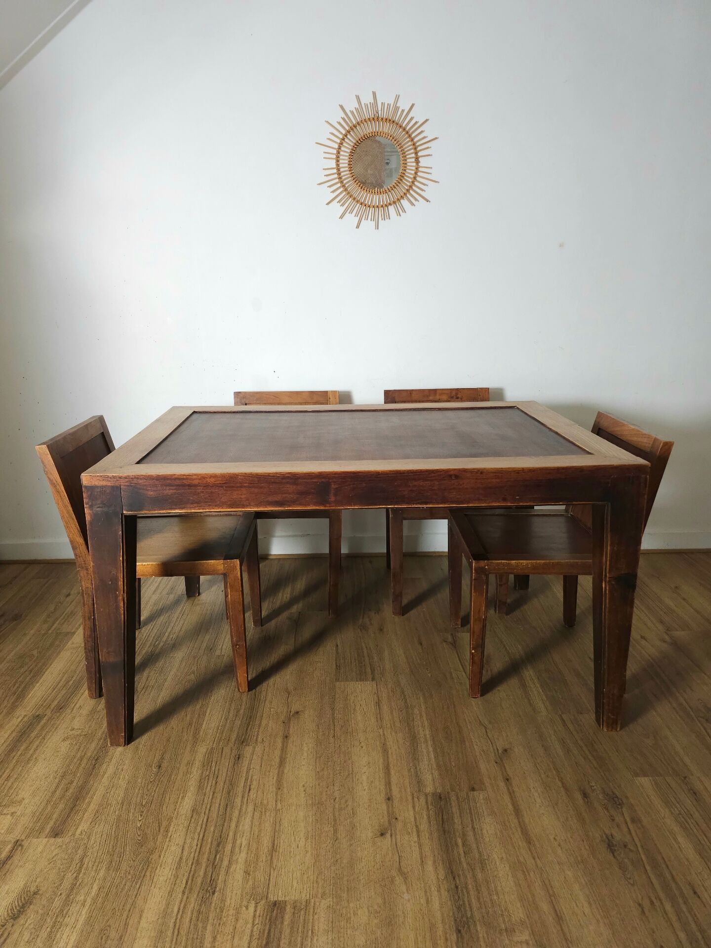 Rustic-Chic vintage design table