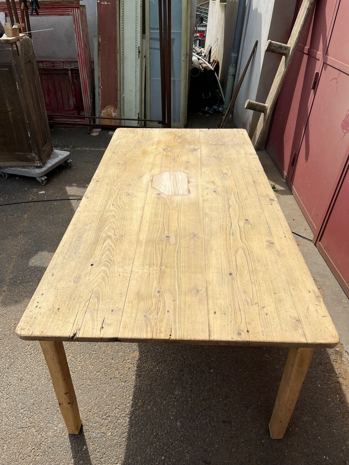 Farmhouse table