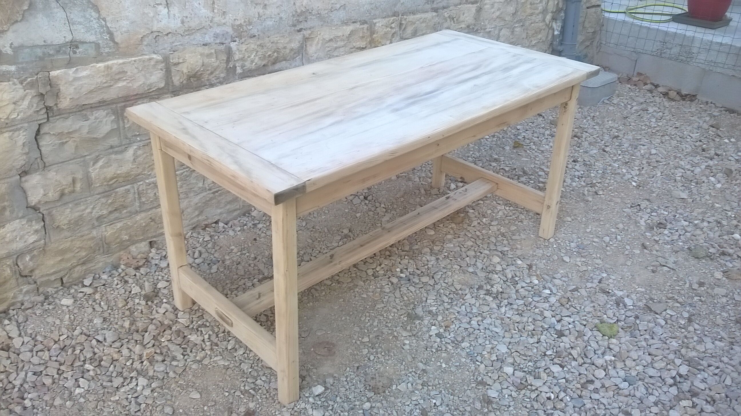 Table de ferme bois brut