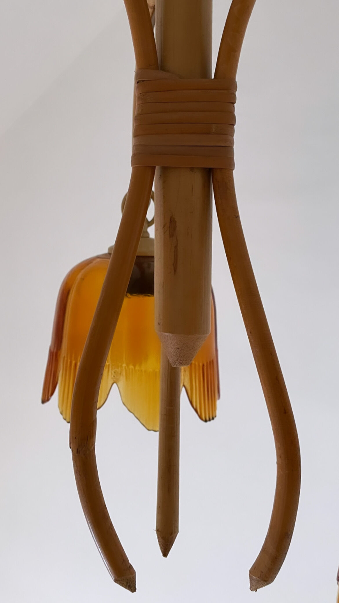 Vintage chandelier with 3 burners in rattan and bamboo