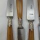 10 couteaux anciens en corne et acier