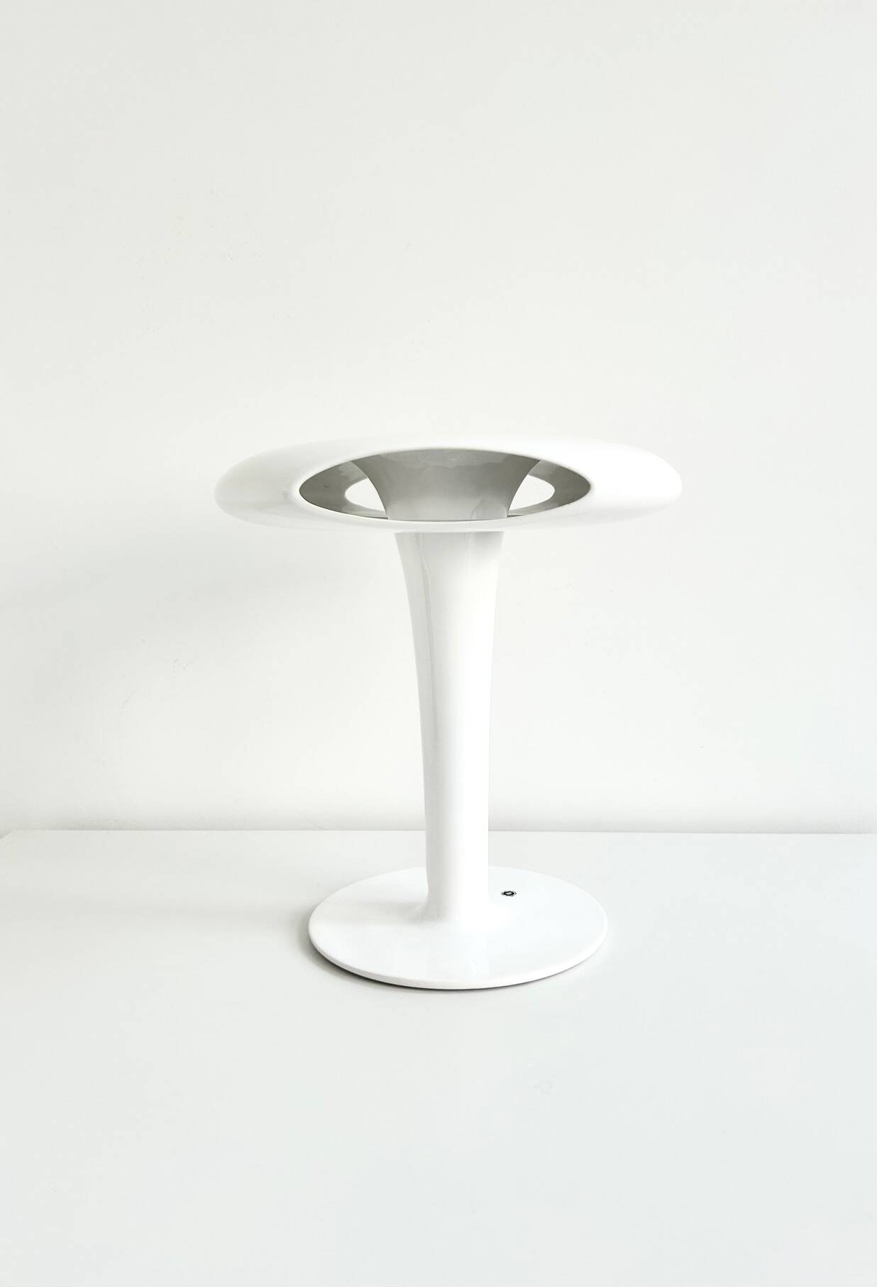 Vase " Sci Fi " par Marc Newson pour Cor Unum, 1993