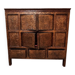 Commode tibétaine ancienne