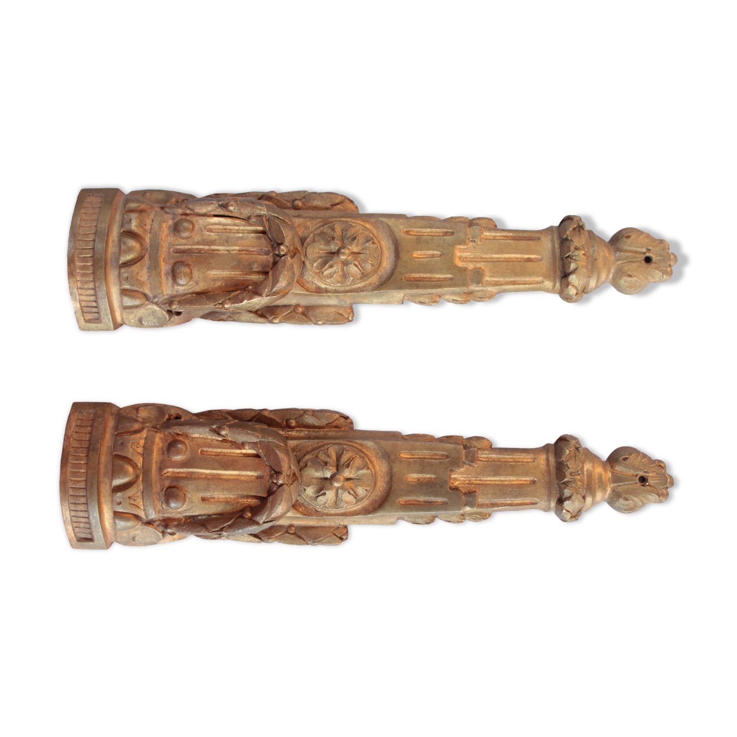 2 ornaments of bronze furniture bases