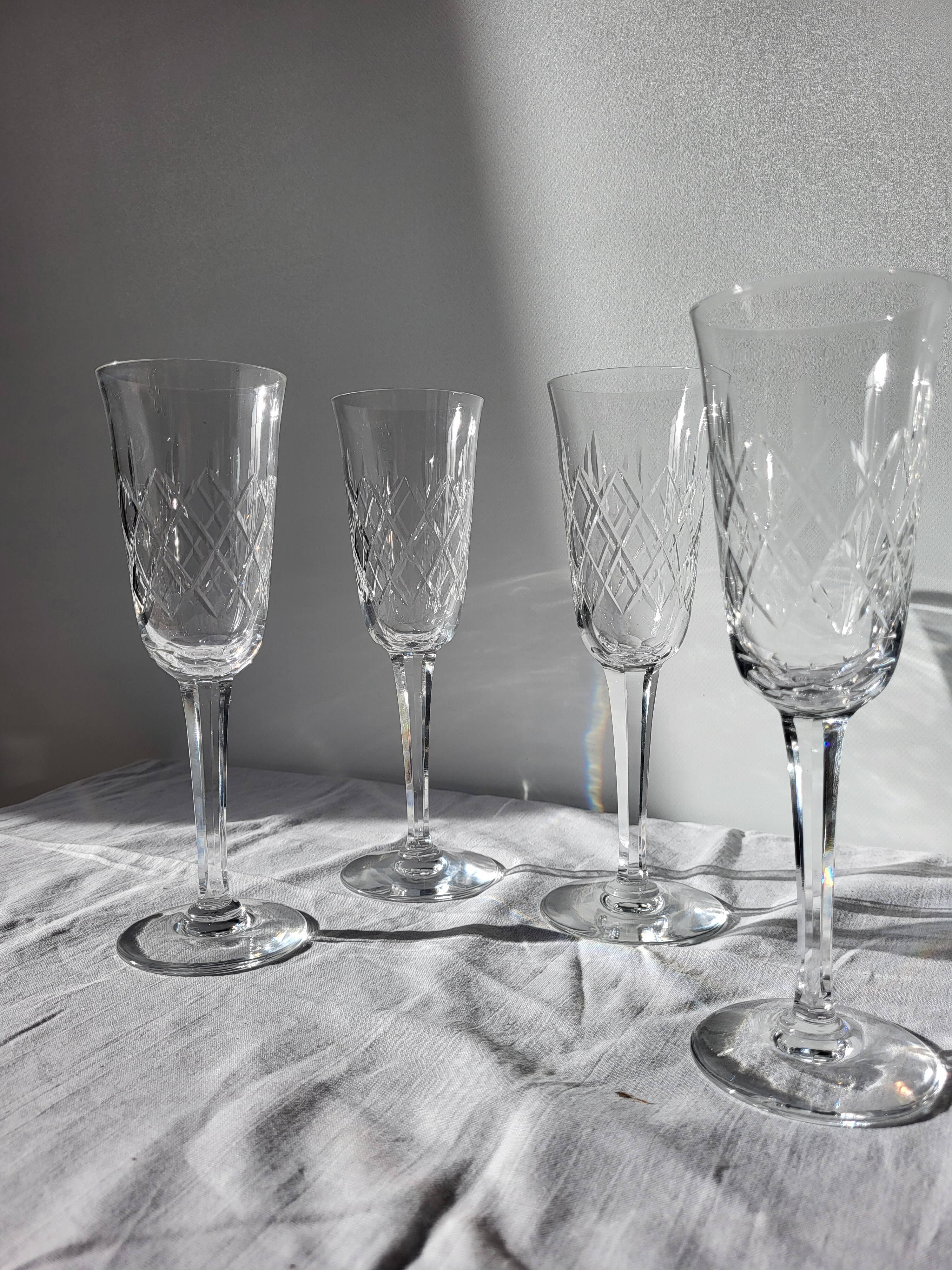 Crystal champagne flutes