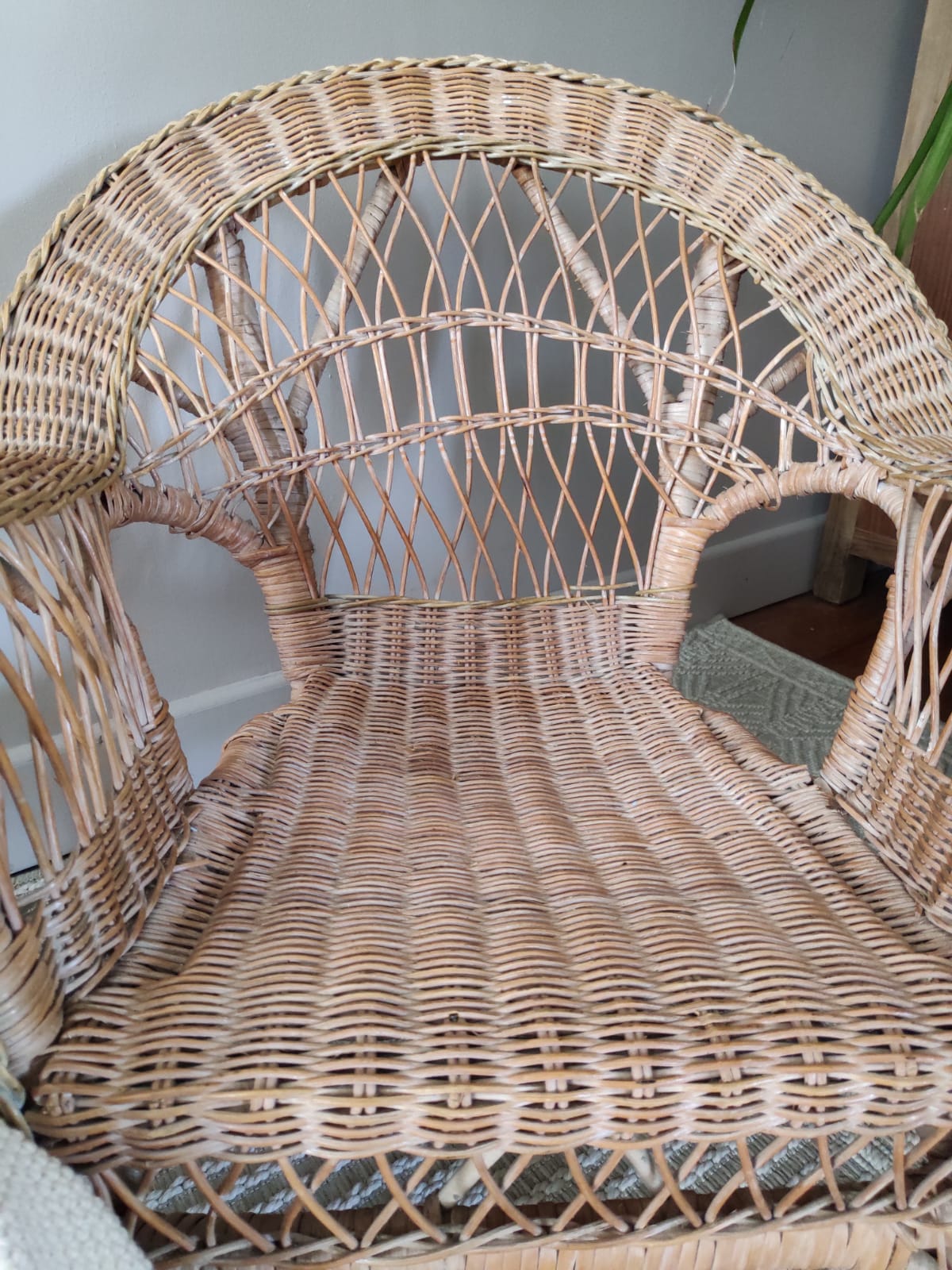 Paire de fauteuils en rotin enfant
