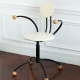 MEMPHIS style white leather chair