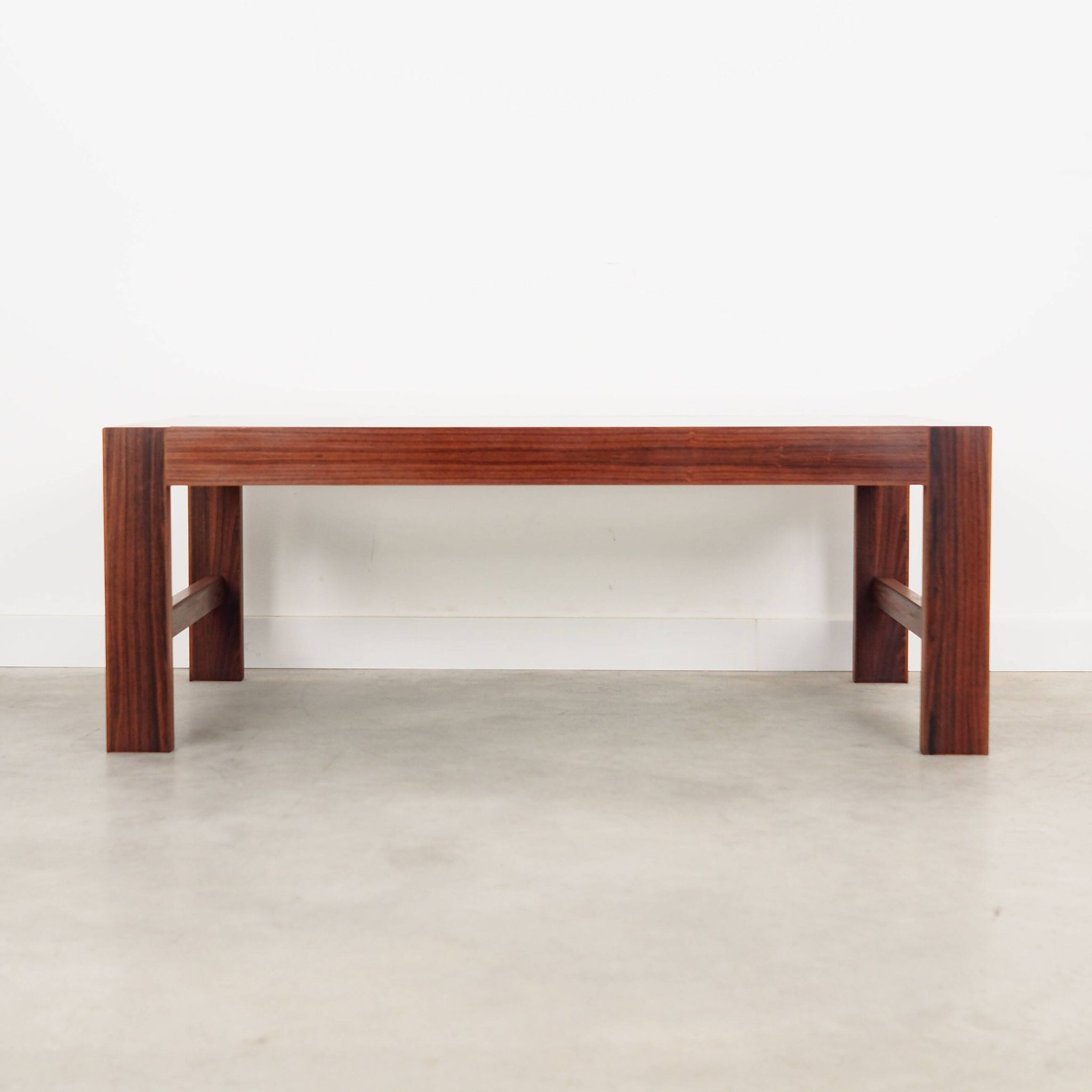 Banc en palissandre, design danois, années 1970, production : Danemark