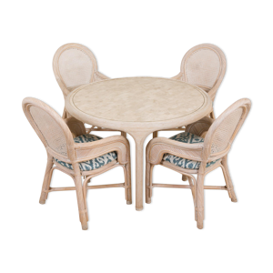 Table et chaises