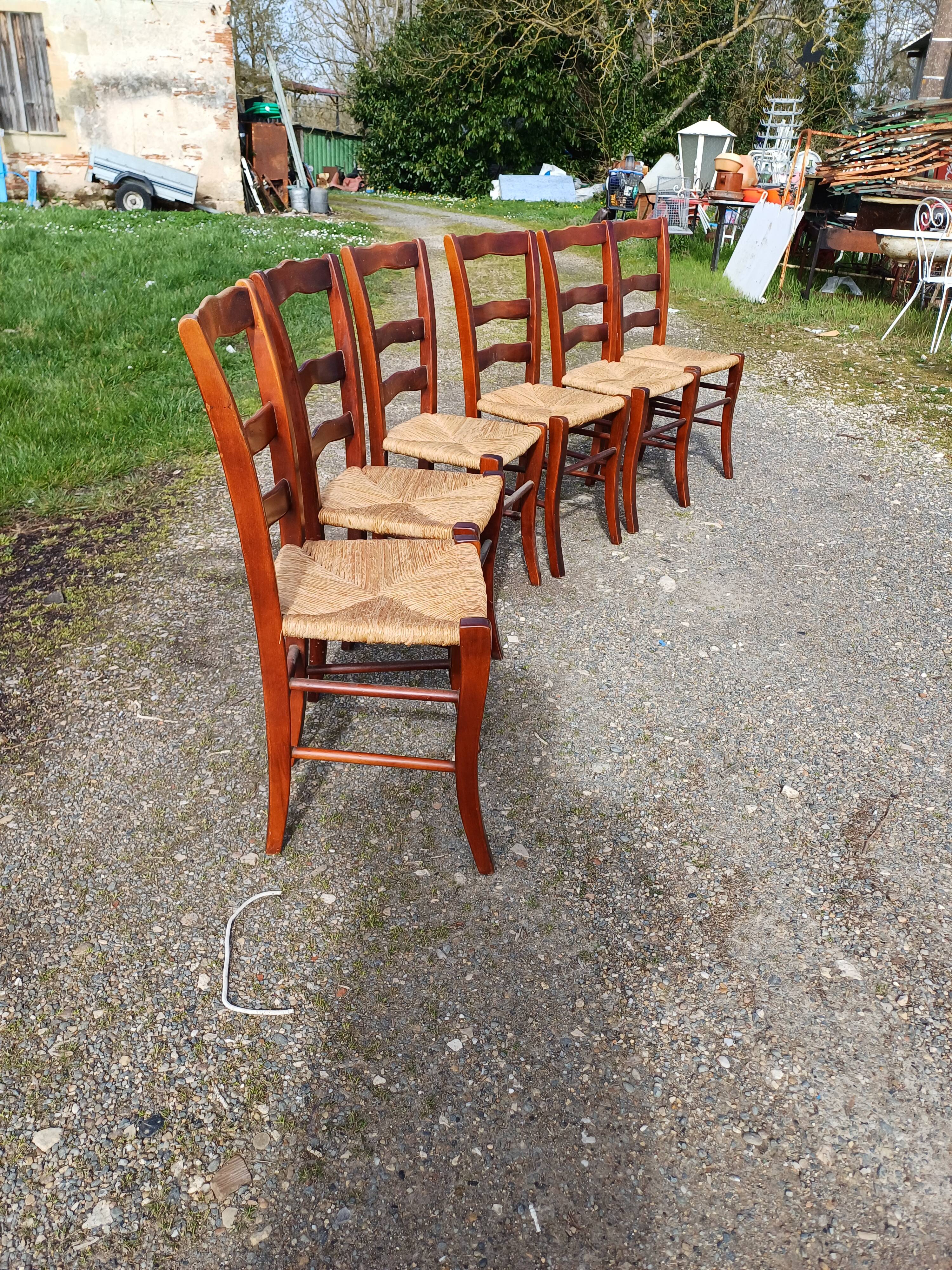 6 old straw chairs