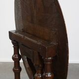 Table d'appoint ancienne du début du XVIIe siècle