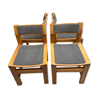 Lot de 4 chaises  vintage brutaliste en bois massif et tissu