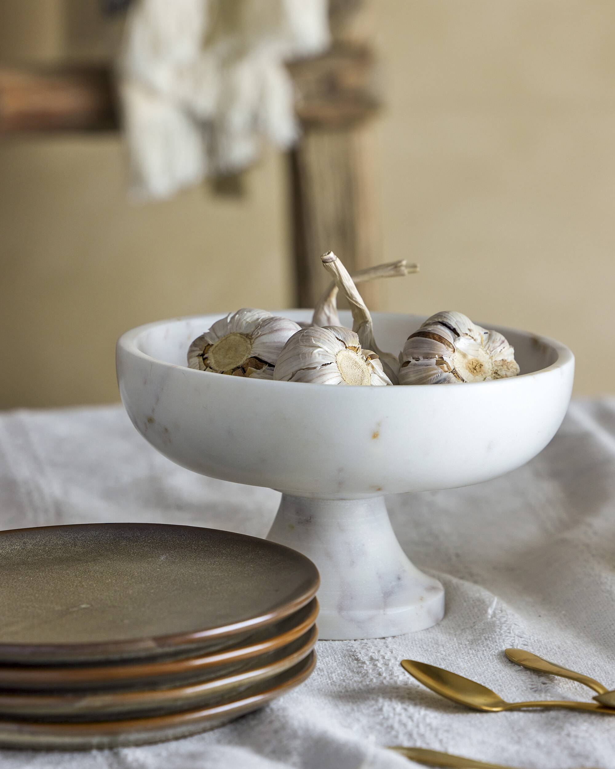 White marble serving bowl