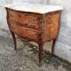 Commode sauteuse galbé Louis XV
