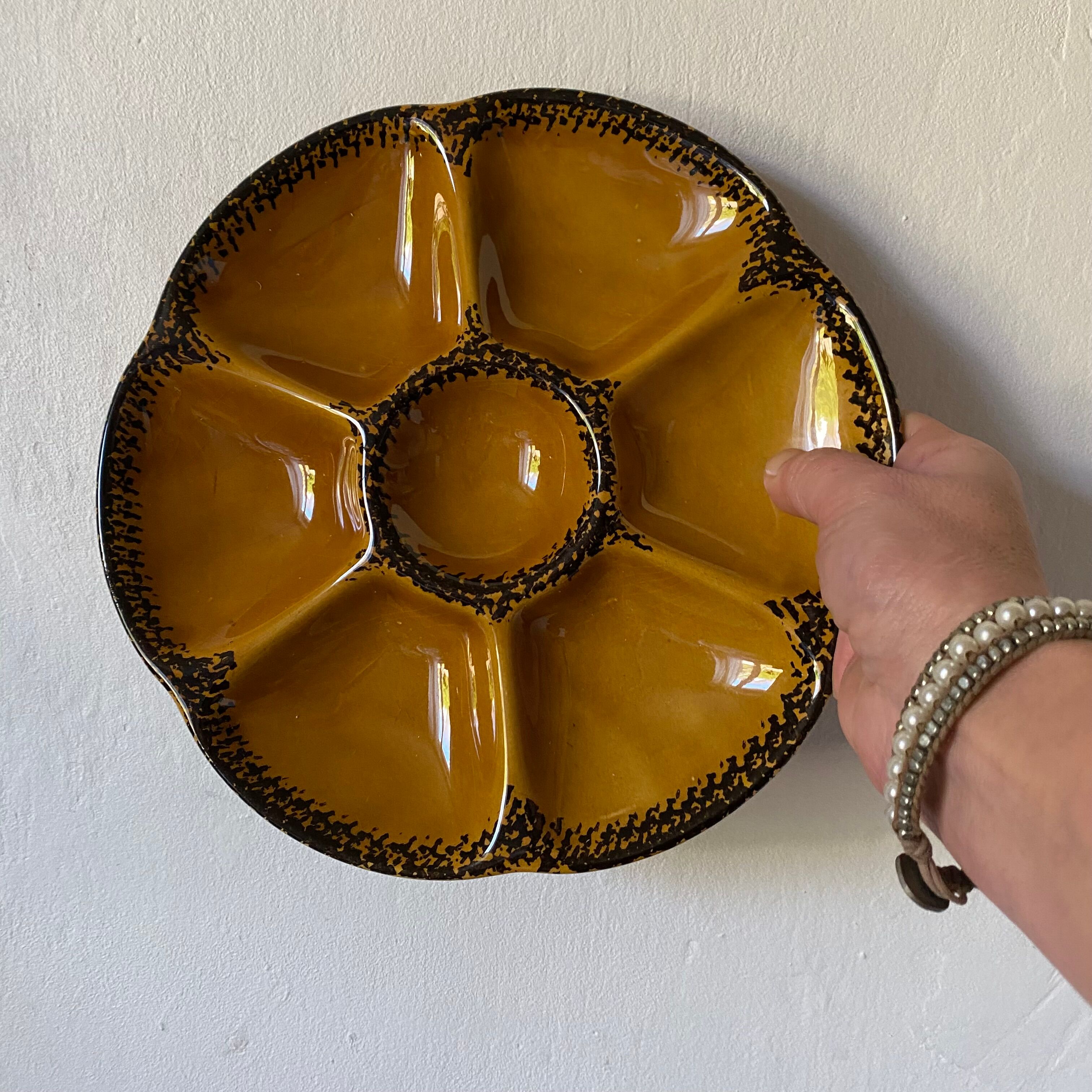 Vintage Gien oyster plates