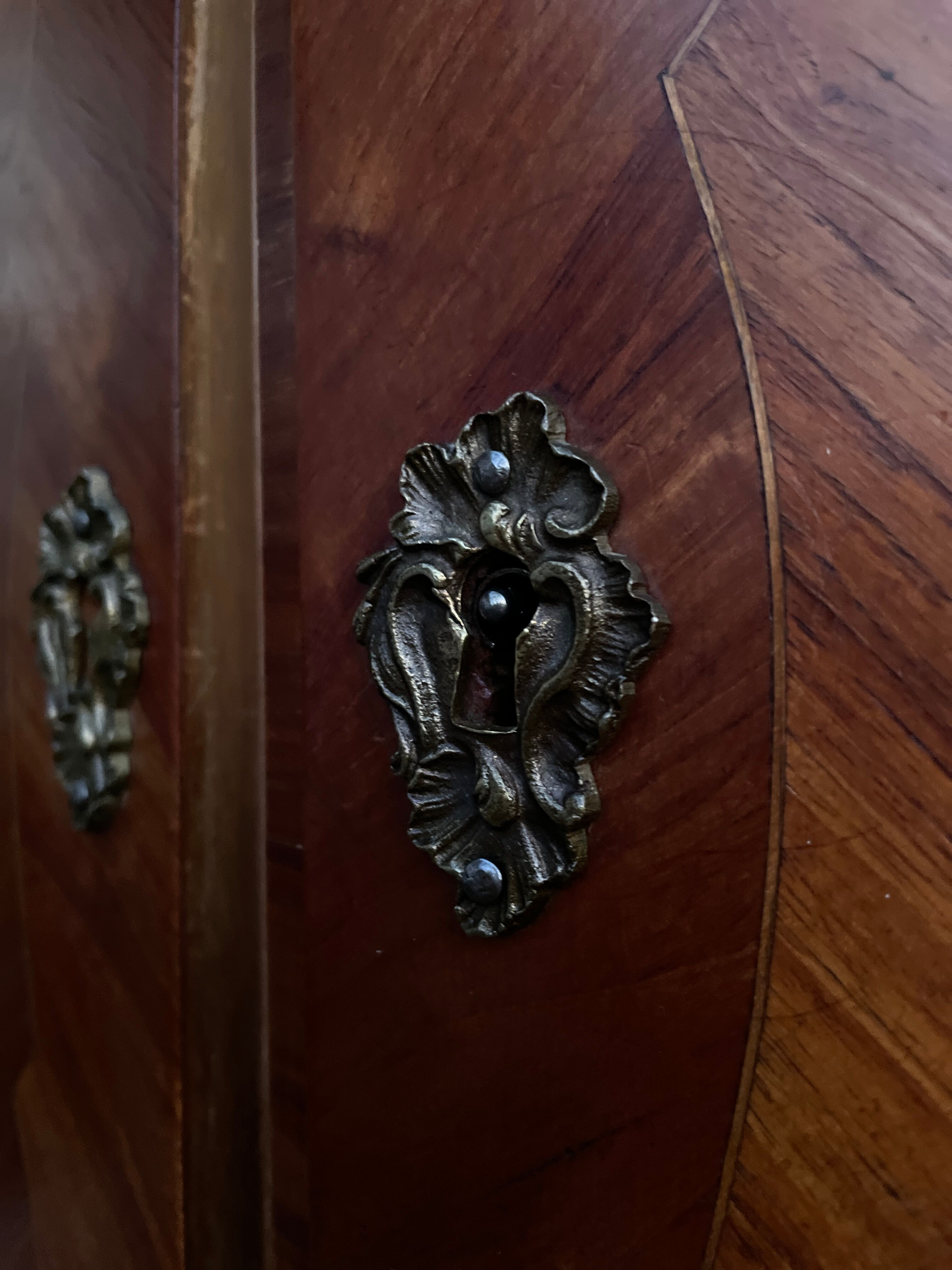 Wardrobe linen Louis XV marquetry matt rosewood