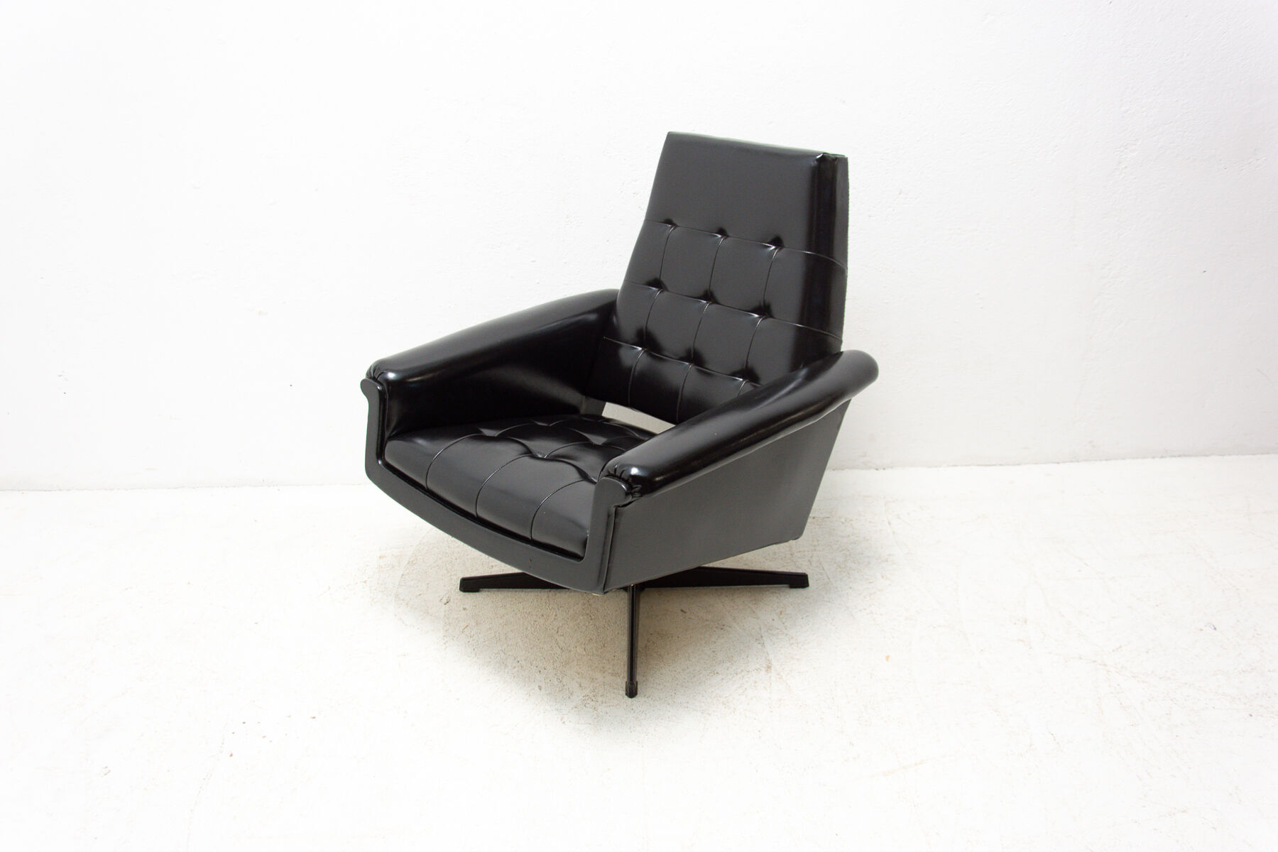 Pair of leather swivel armchairs from UP Zavody, 1970´s