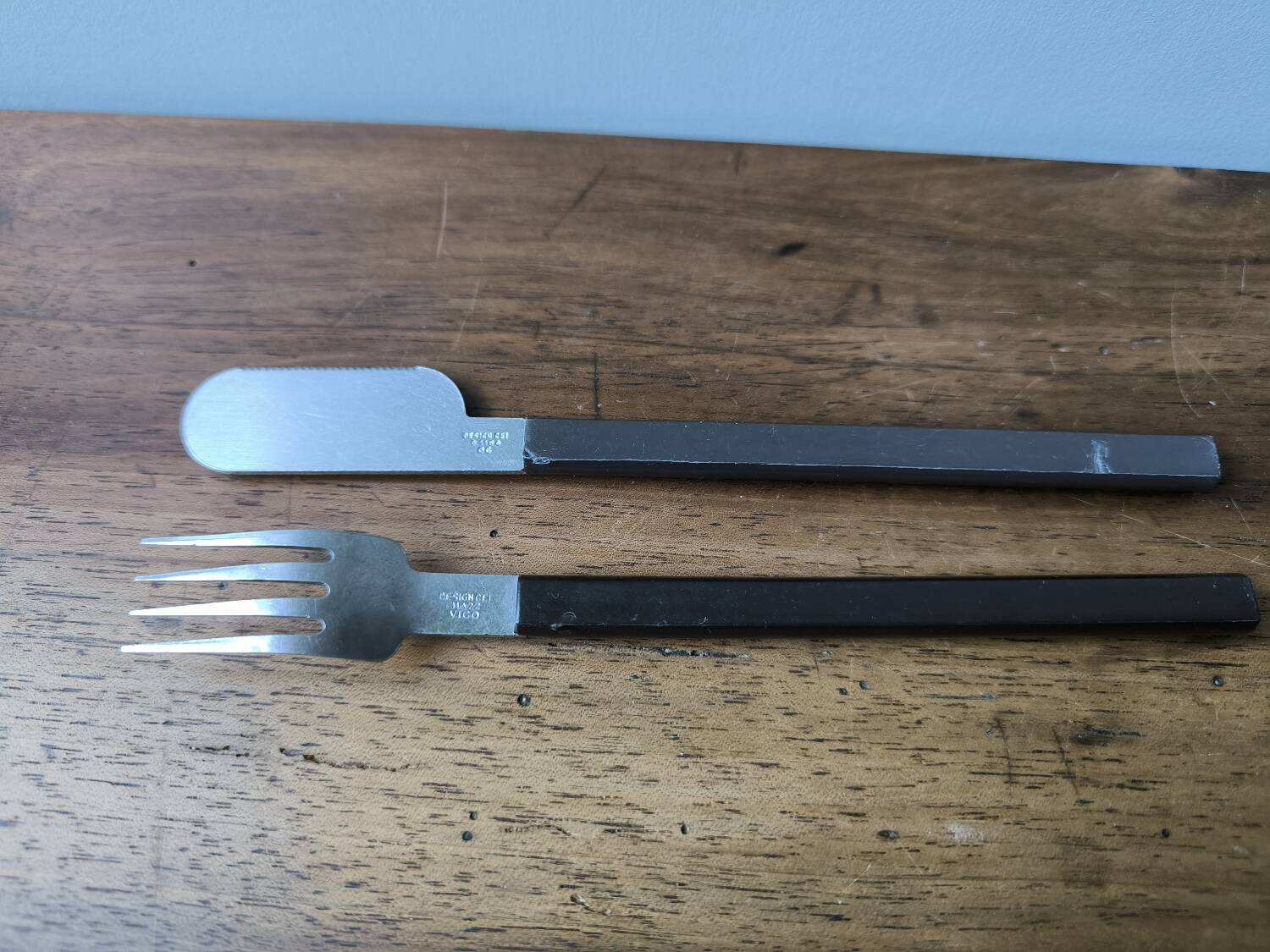 Vintage Air France fork and knife set designed by Vico.