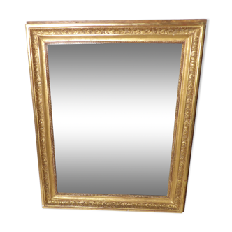 Miroir ancien avec cadre en bois doré