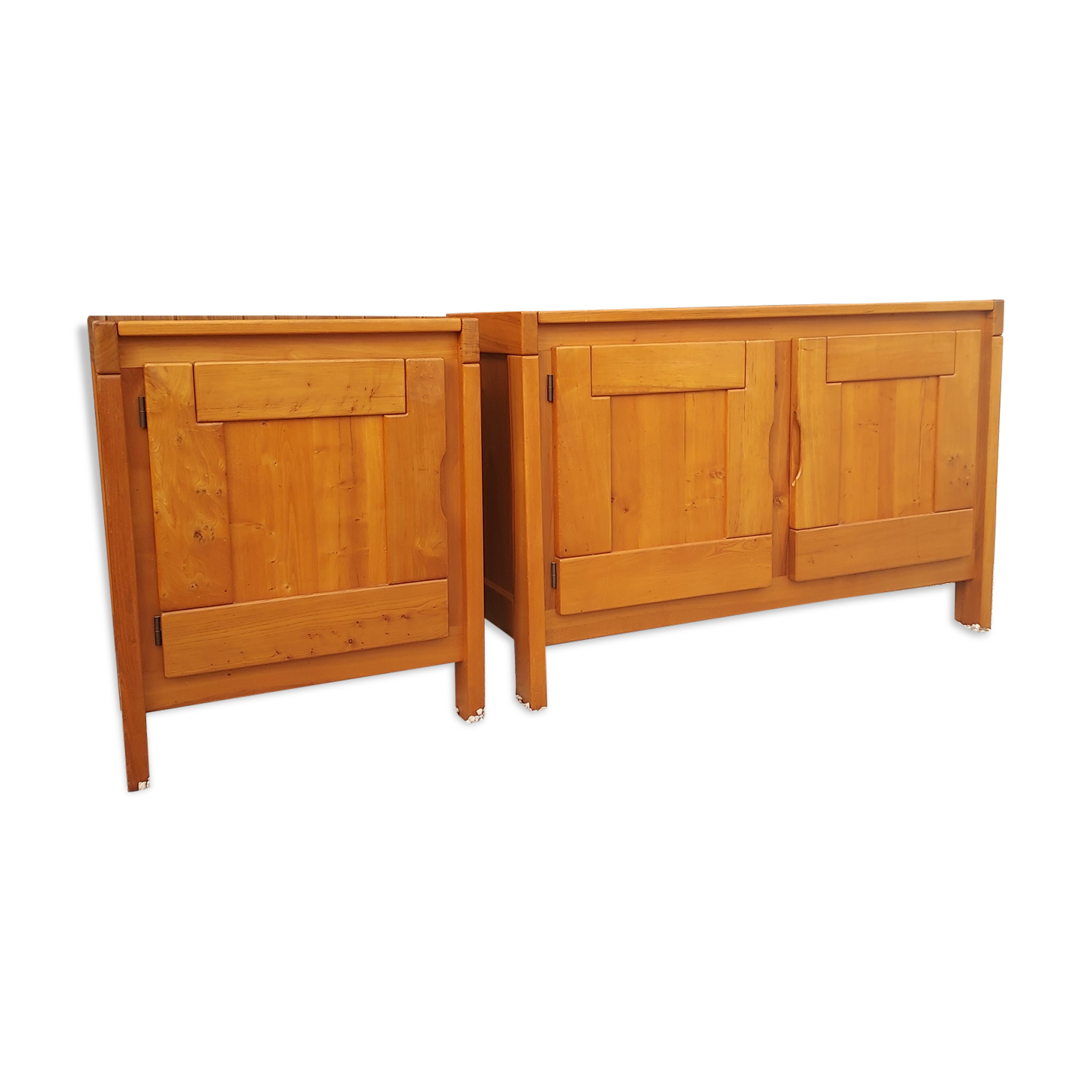 Enfilade in 2 parts house regain