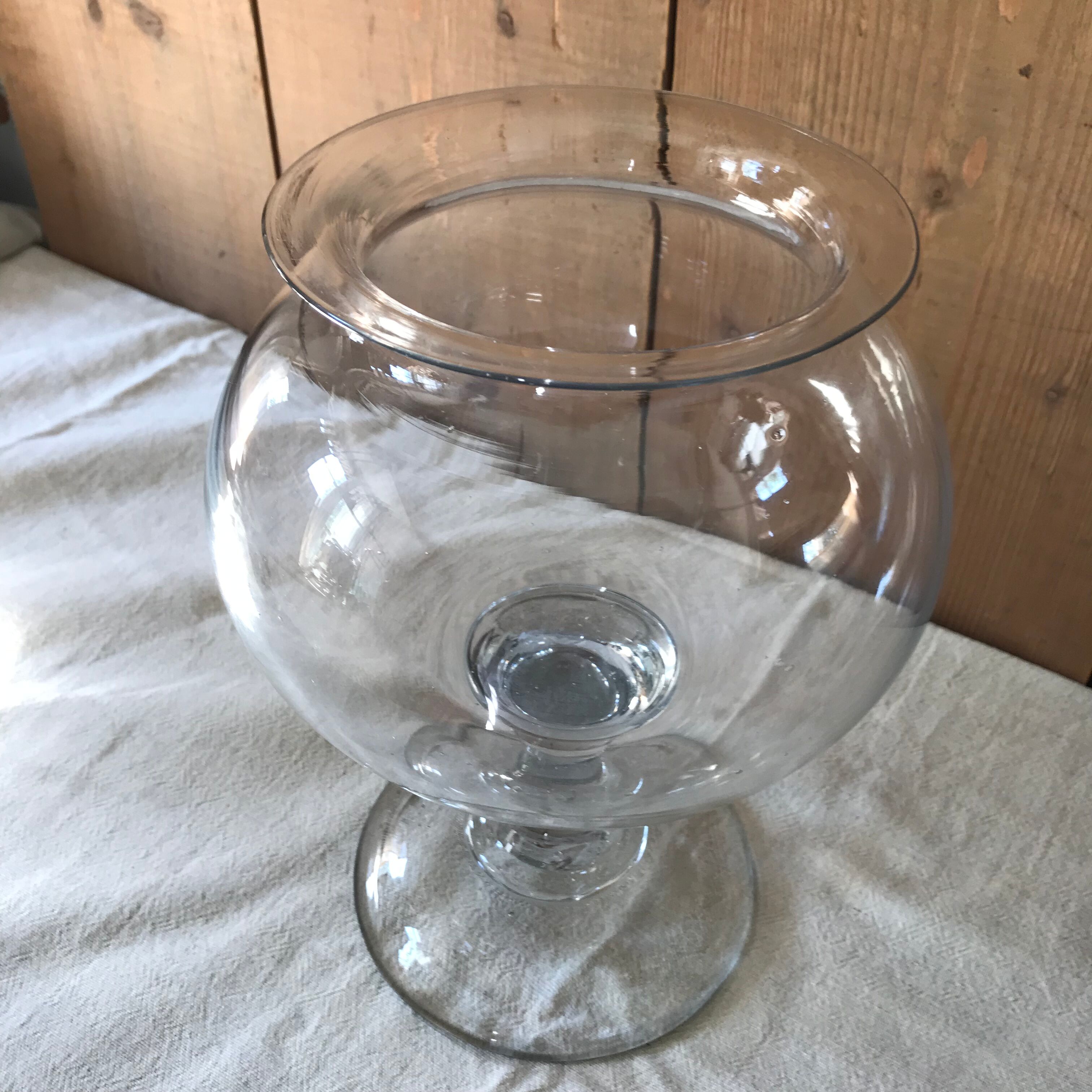 Apothecary vase in ancient glass