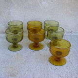 Set of six glasses or bubbled cups